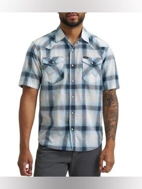 NEW Wrangler Men’s Short Sleeve Plaid Snap Shirt Midnight Navy